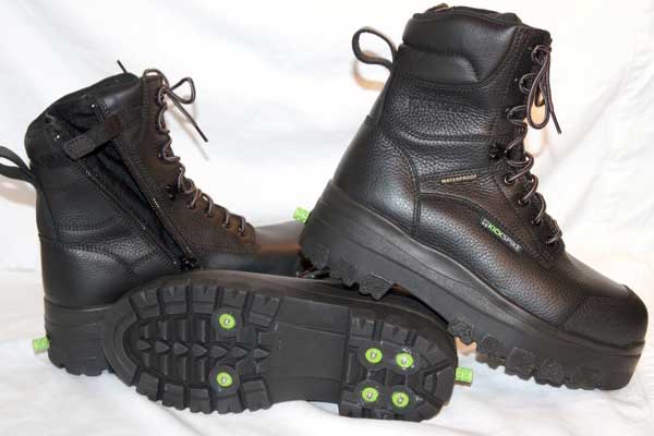 winter boots with retractable spikes
